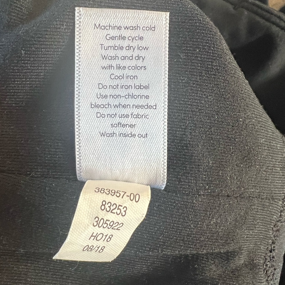 Athleta Women’s Velvet Tight - Picture 7 of 10